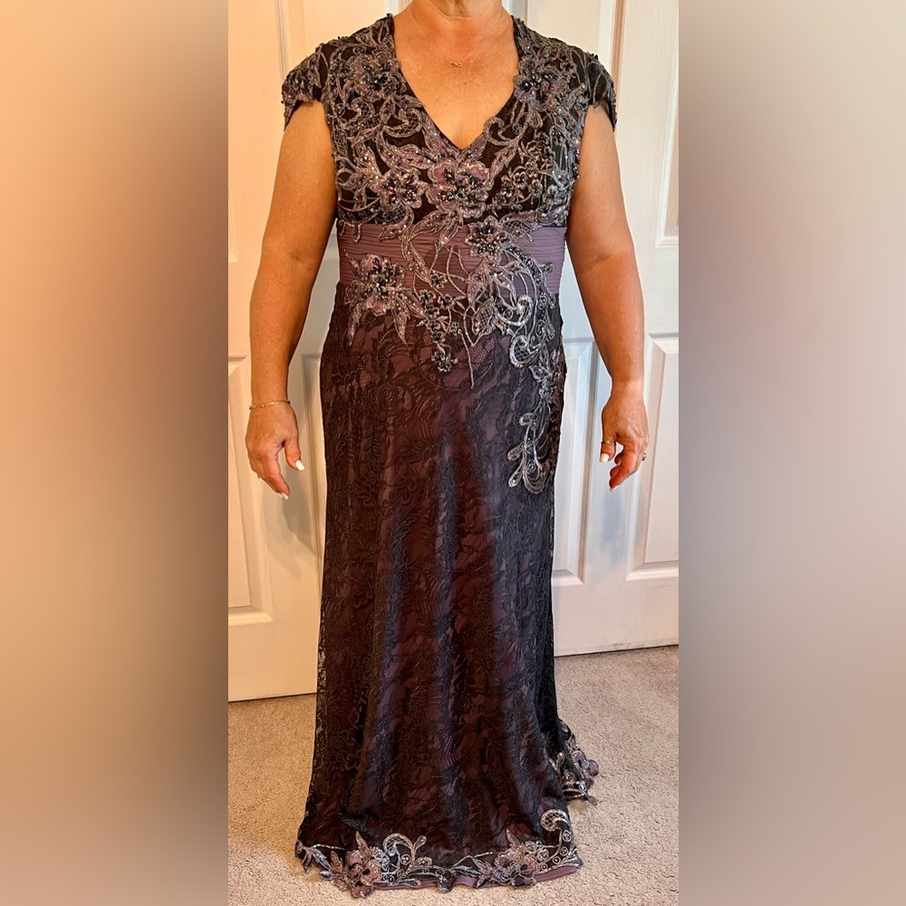 Designer mother of the bridge gown